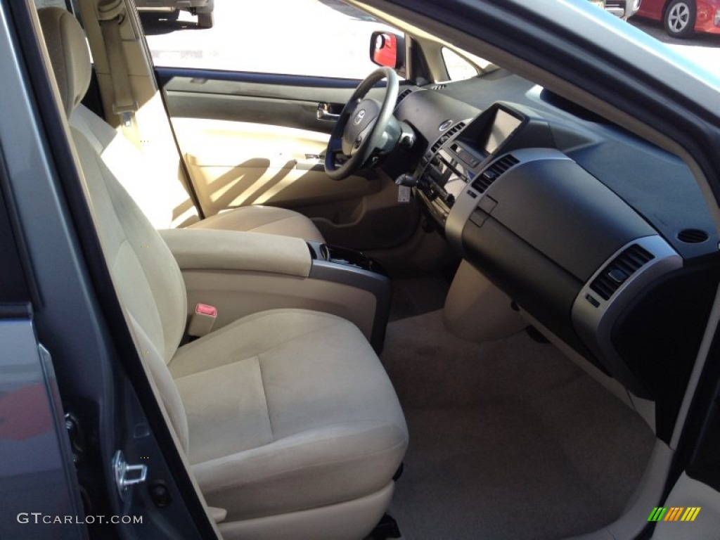 Gray/Burgundy Interior 2005 Toyota Prius Hybrid Photo #77543277