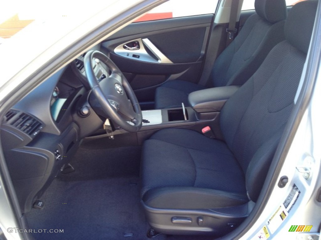 Dark Charcoal Interior 2010 Toyota Camry SE Photo #77544273