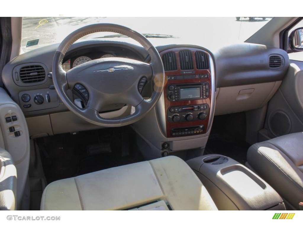 2006 Chrysler Town & Country Touring Interior Color Photos