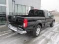 Super Black - Frontier SE V6 King Cab 4x4 Photo No. 7
