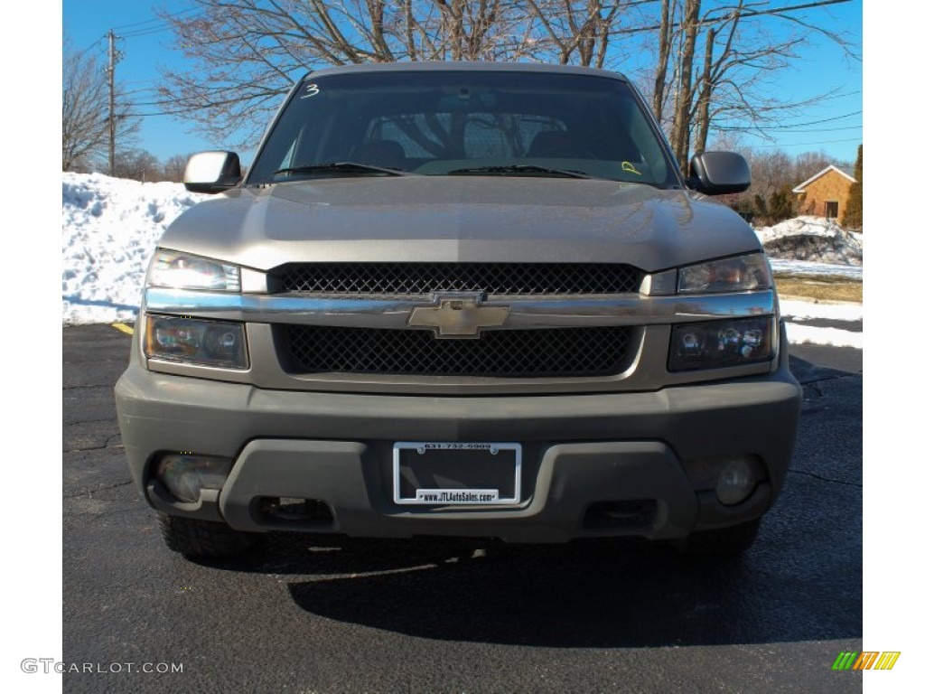 2002 Avalanche The North Face Edition 4x4 - Light Pewter Metallic / Cedar Green/Graphite photo #2