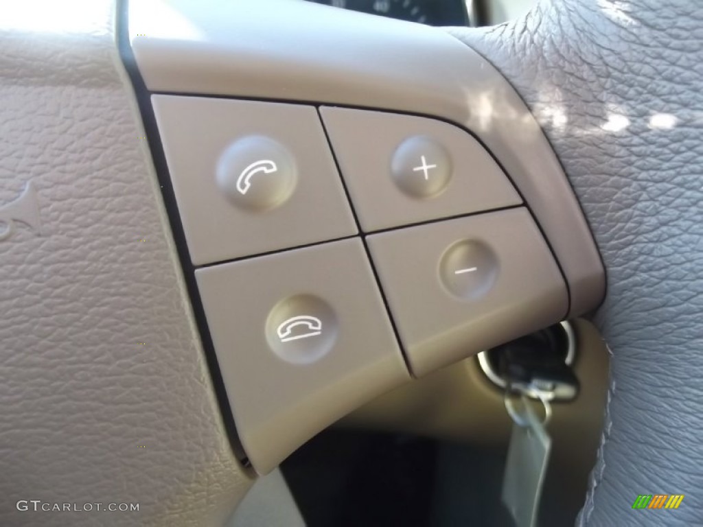 2006 Mercedes-Benz R 350 4Matic Controls Photo #77547900