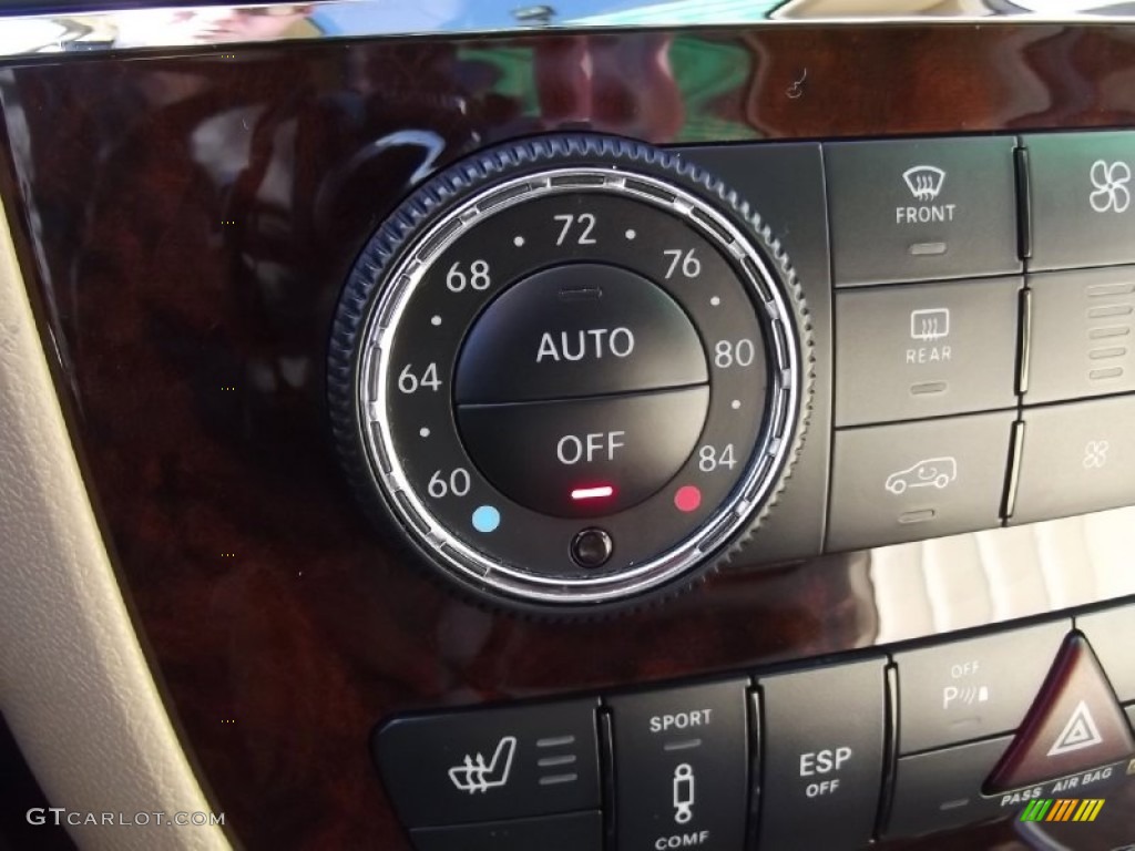 2006 Mercedes-Benz R 350 4Matic Controls Photo #77547990