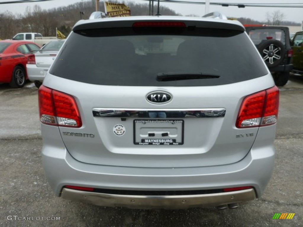 2011 Sorento SX V6 AWD - Bright Silver / Black photo #4