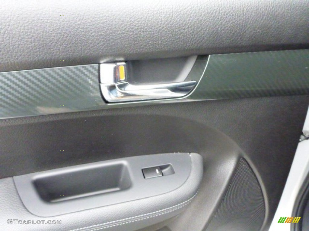 2011 Sorento SX V6 AWD - Bright Silver / Black photo #13