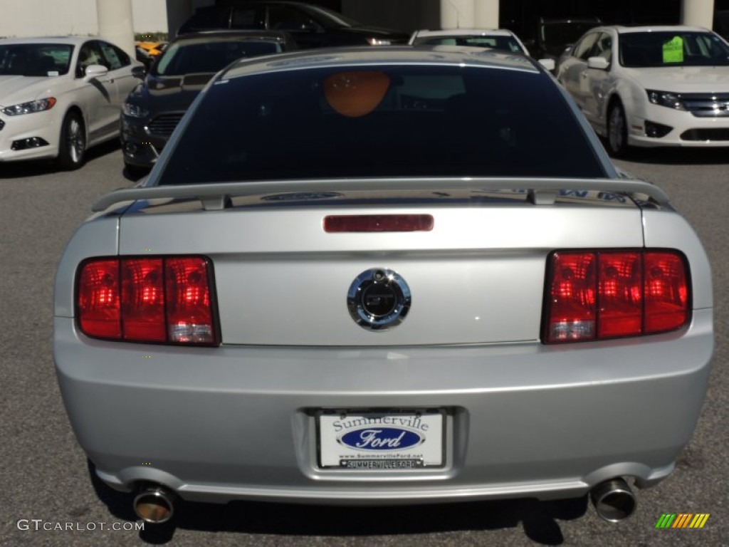 2005 Mustang GT Premium Coupe - Satin Silver Metallic / Dark Charcoal photo #11
