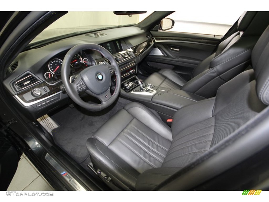 Black Interior 2013 BMW M5 Sedan Photo #77551088