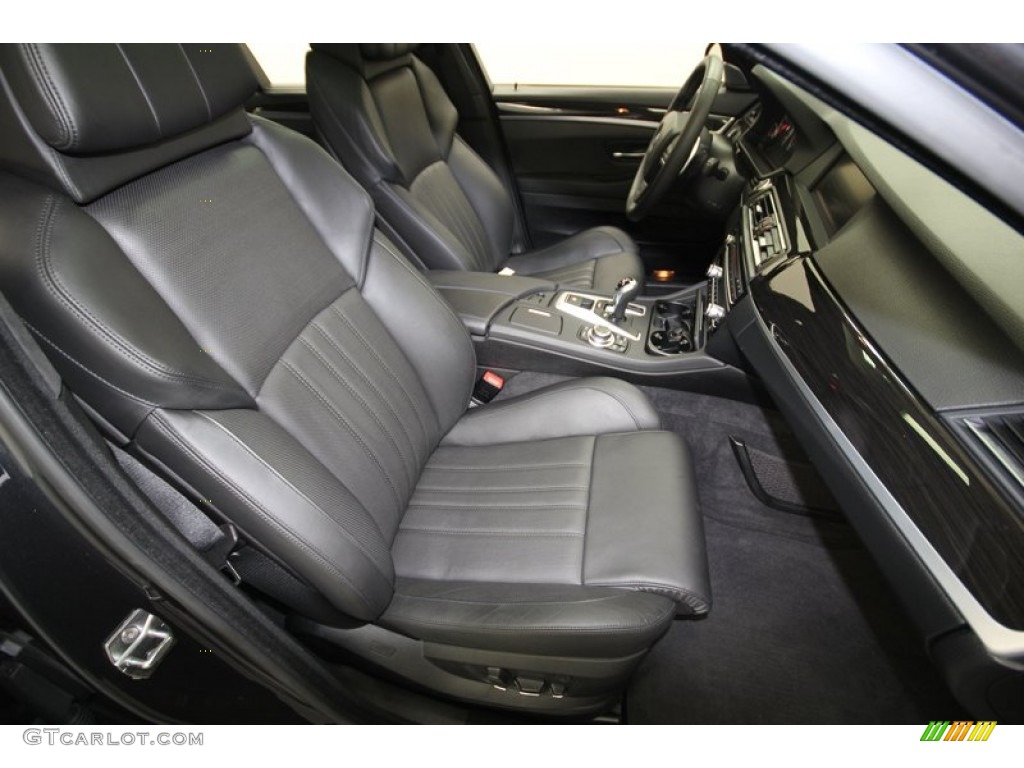 2013 BMW M5 Sedan Front Seat Photo #77551451