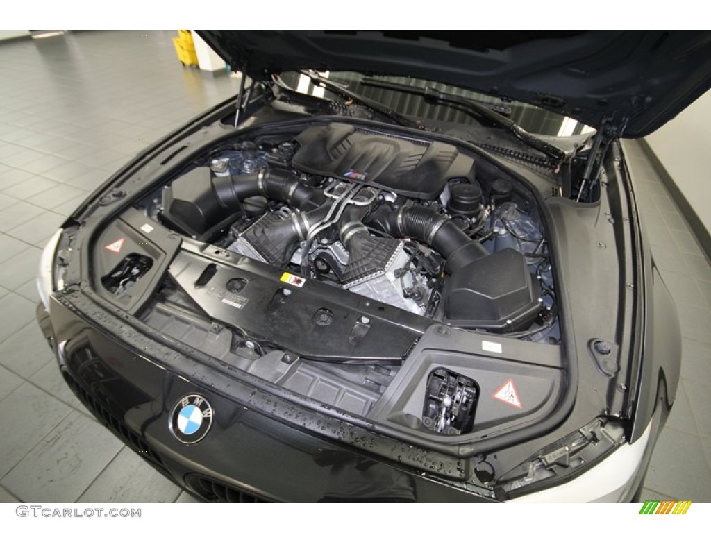 2013 BMW M5 Sedan 4.4 Liter M DI TwinPower Turbocharged DOHC 32-Valve VVT V8 Engine Photo #77551490