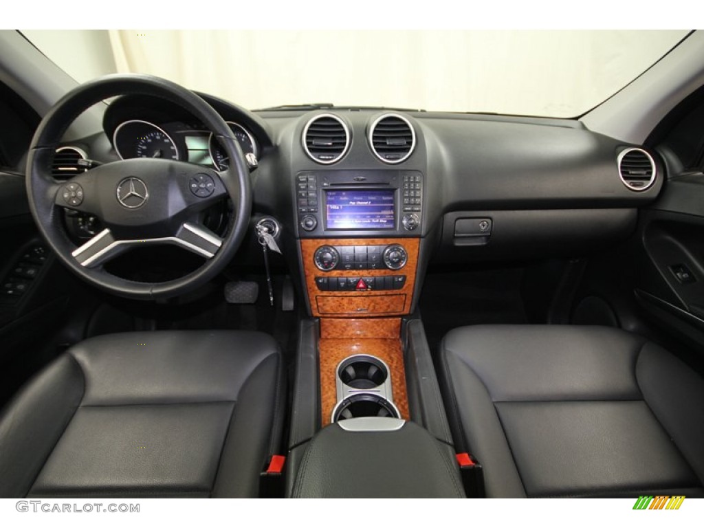2009 Mercedes-Benz ML 350 4Matic Black Dashboard Photo #77553830