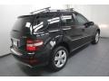 Black - ML 350 4Matic Photo No. 11