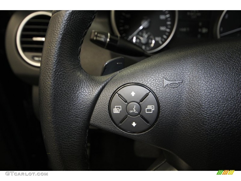 2009 Mercedes-Benz ML 350 4Matic Controls Photo #77553959