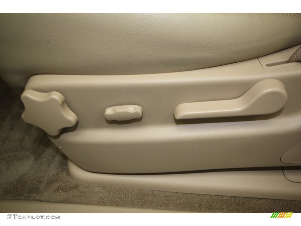 2011 Tahoe LT - Mocha Steel Metallic / Light Cashmere/Dark Cashmere photo #18