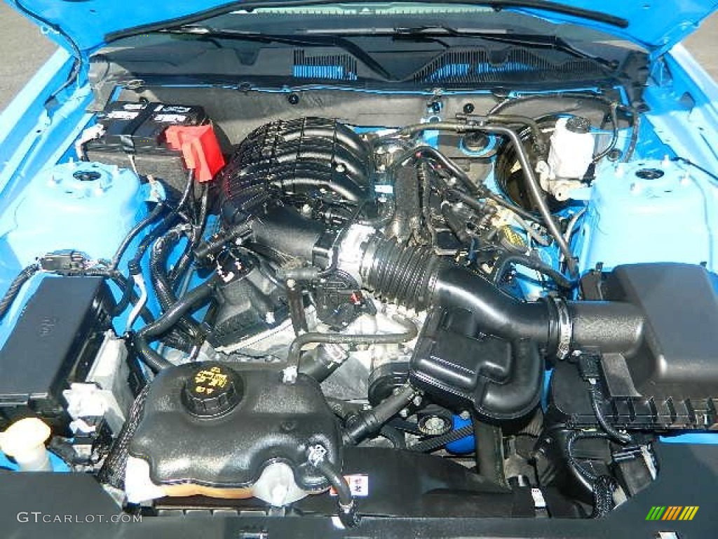 2012 Ford Mustang V6 Premium Coupe 3.7 Liter DOHC 24-Valve Ti-VCT V6 Engine Photo #77557510