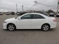 Super White - Camry SE Photo No. 5