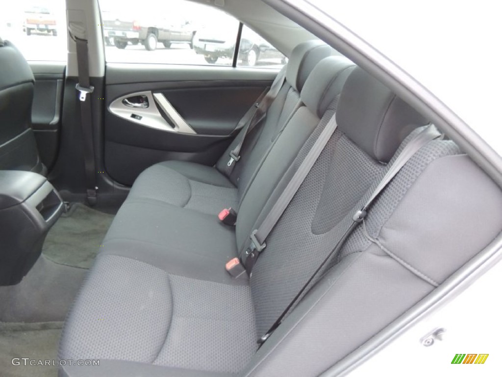 2011 Toyota Camry SE Rear Seat Photo #77558457