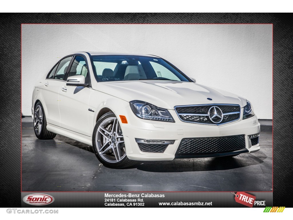 2013 C 63 AMG - Diamond White Metallic / AMG Black photo #1