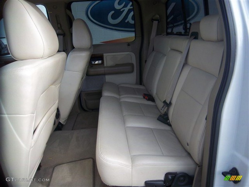 2004 F150 Lariat SuperCrew - Oxford White / Tan photo #16