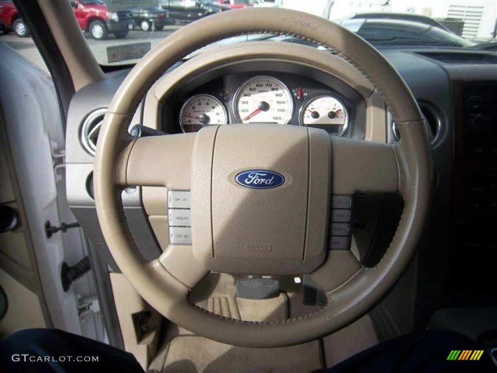 2004 F150 Lariat SuperCrew - Oxford White / Tan photo #21