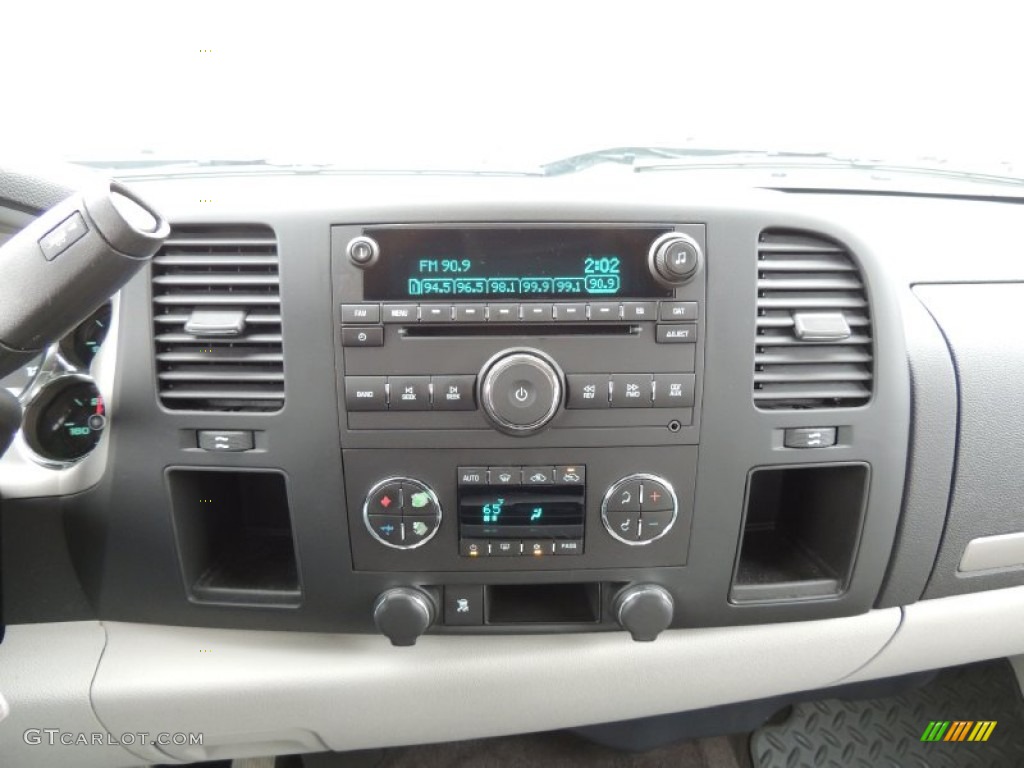 2009 Silverado 1500 LT Crew Cab - Silver Birch Metallic / Light Titanium photo #17
