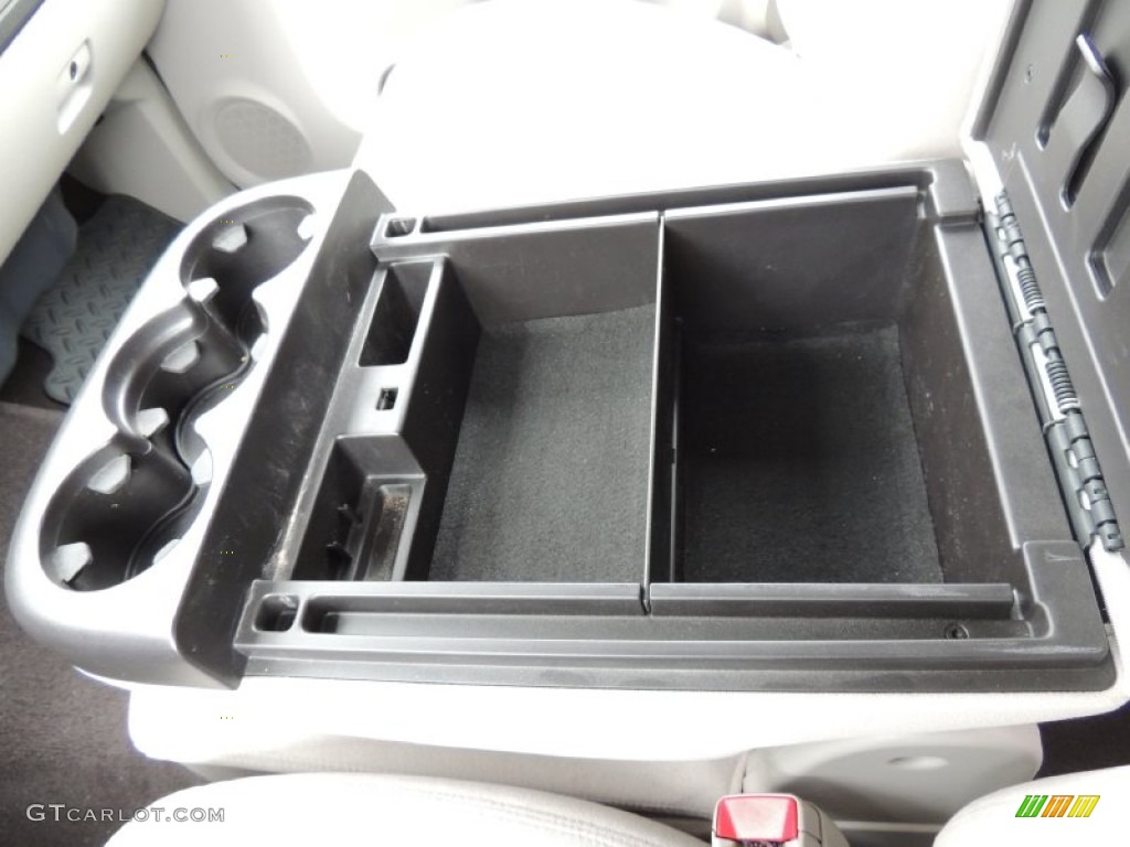 2009 Silverado 1500 LT Crew Cab - Silver Birch Metallic / Light Titanium photo #22