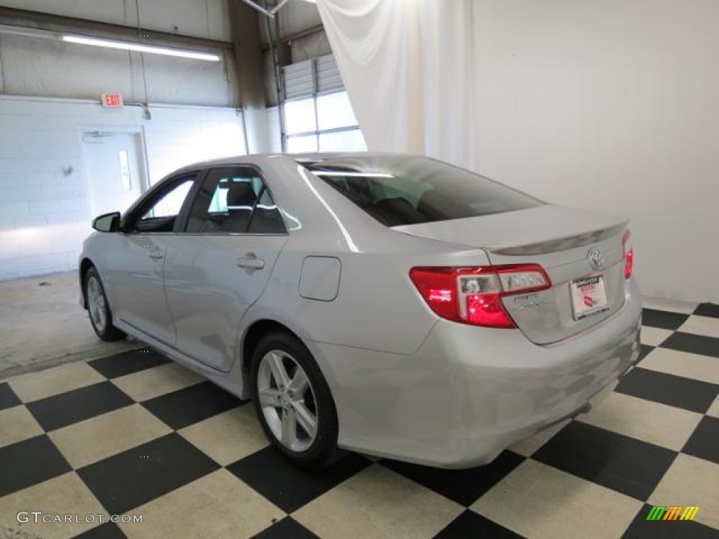 2013 Camry SE - Classic Silver Metallic / Black/Ash photo #19