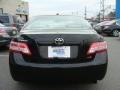 Black - Camry LE Photo No. 5