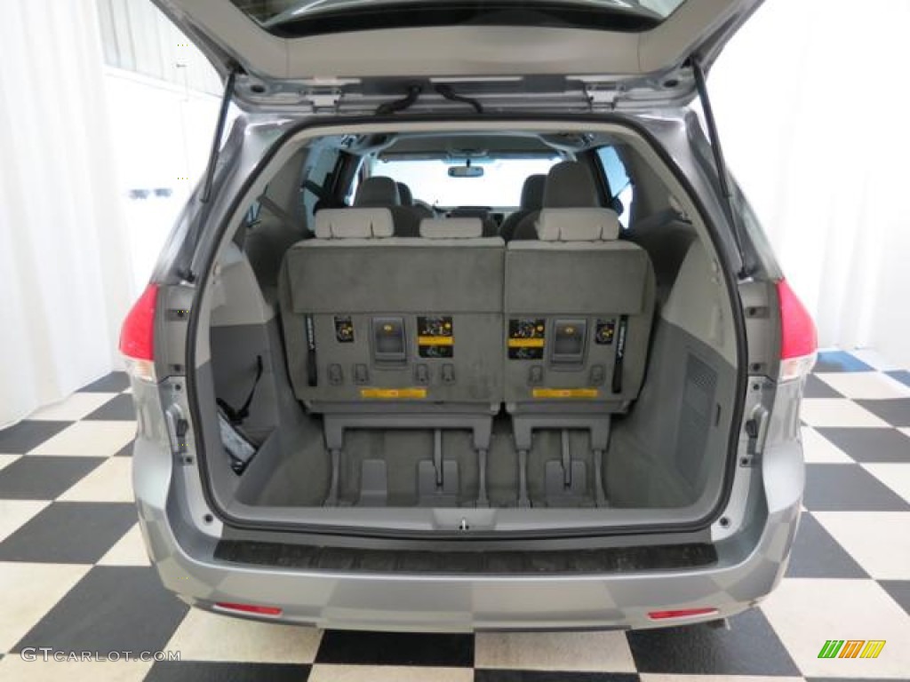 2013 Toyota Sienna LE Trunk Photo #77563165