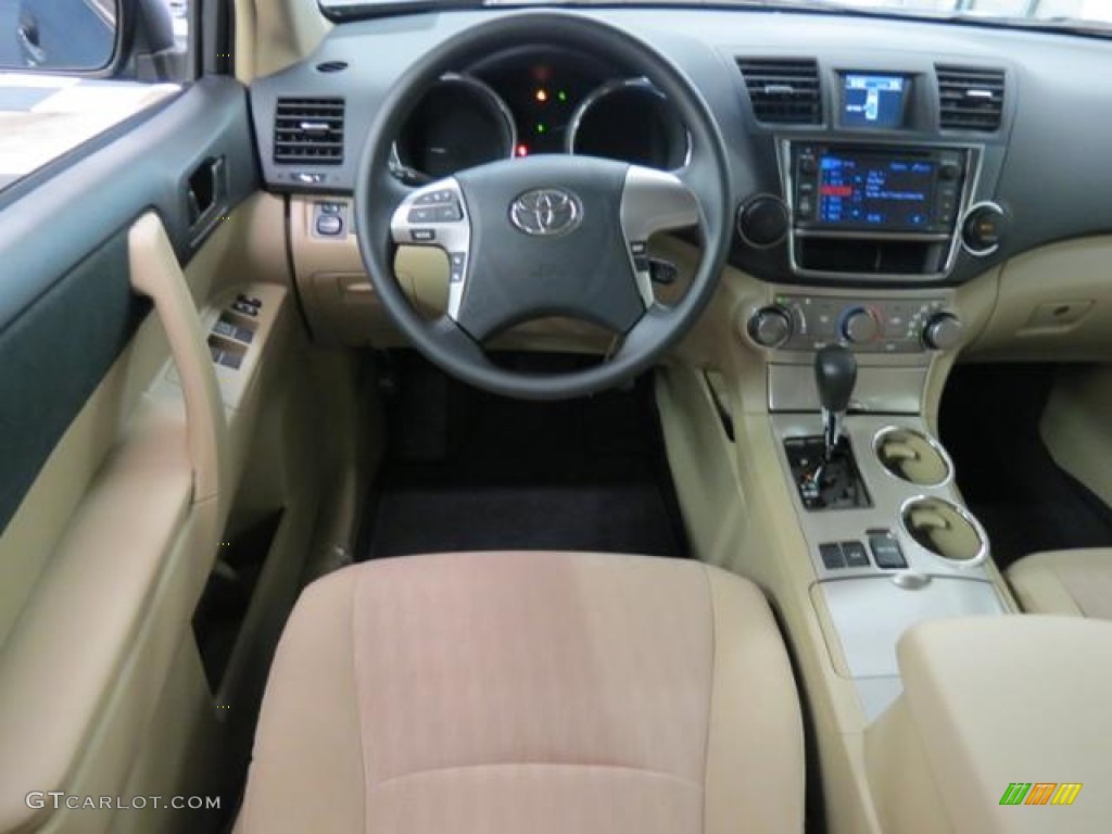 2013 Highlander  - Shoreline Blue Pearl / Sand Beige photo #5