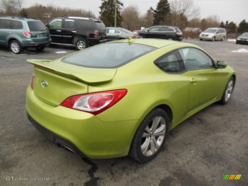 2010 Genesis Coupe 3.8 Coupe - Lime Rock Green / Black photo #6