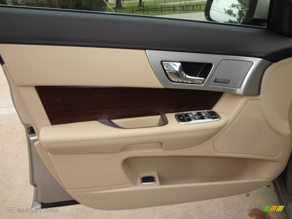 2013 Jaguar XF 3.0 Barley/Warm Charcoal Door Panel Photo #77564856