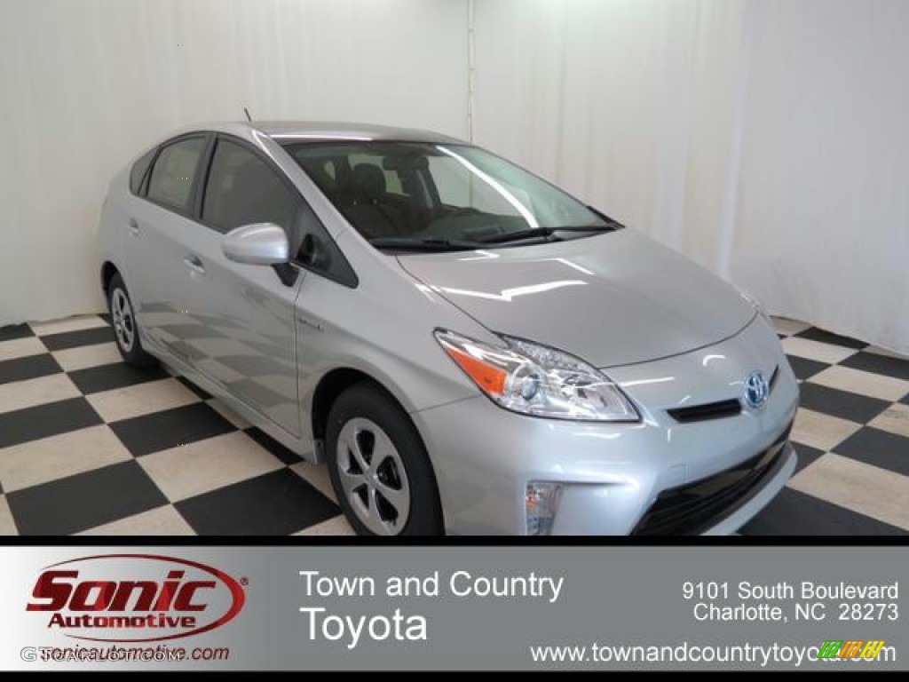 2013 Prius Three Hybrid - Classic Silver Metallic / Dark Gray photo #1