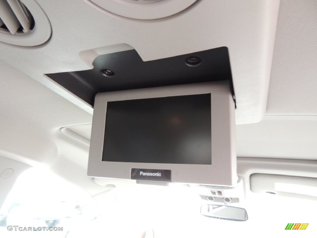 2009 Nissan Quest 3.5 SL Entertainment System Photo #77565972