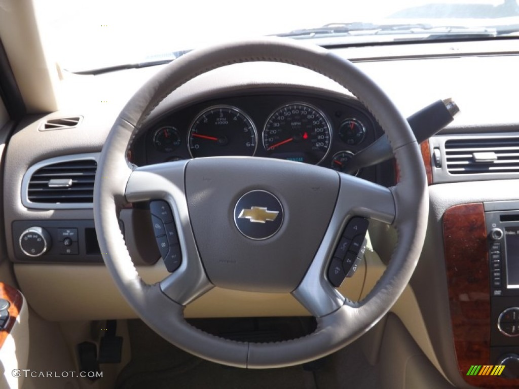2013 Chevrolet Tahoe LTZ Light Cashmere/Dark Cashmere Steering Wheel Photo #77567176