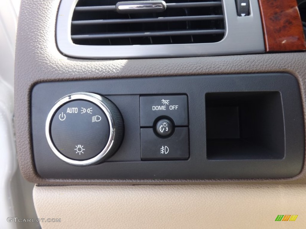 2013 Chevrolet Tahoe LTZ Controls Photo #77567250
