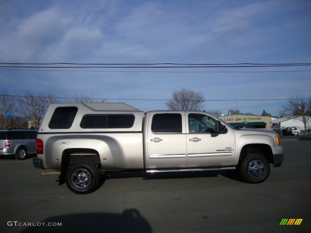 Silver Birch Metallic 2008 GMC Sierra 3500HD SLT Crew Cab 4x4 Dually Exterior Photo #77567532