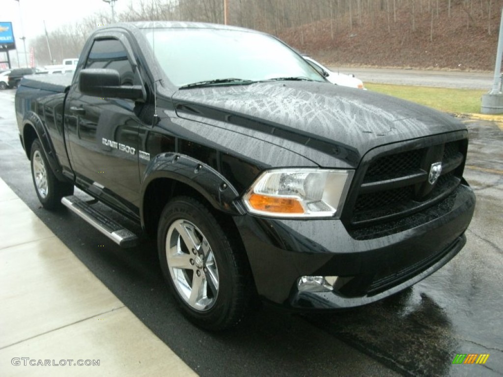 2012 Ram 1500 Express Regular Cab 4x4 - Black / Dark Slate Gray/Medium Graystone photo #2