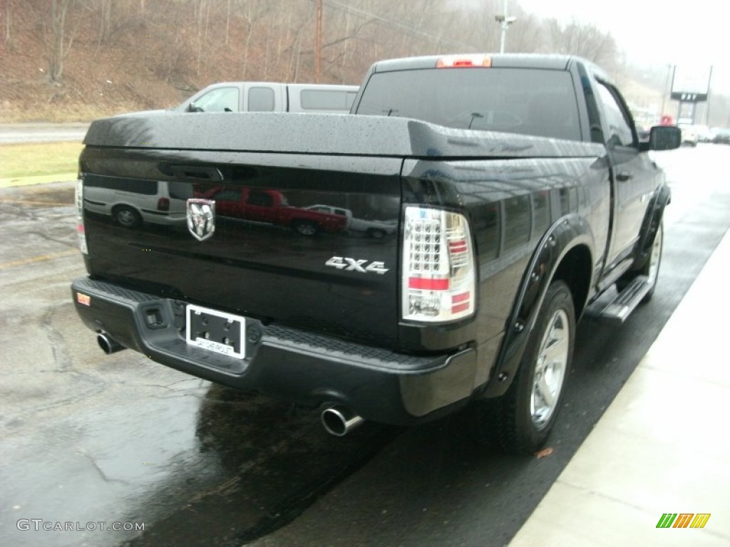 2012 Ram 1500 Express Regular Cab 4x4 - Black / Dark Slate Gray/Medium Graystone photo #3