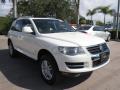 Campanella White - Touareg VR6 FSI 4XMotion Photo No. 7