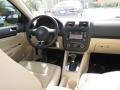 Black - Jetta SE Sedan Photo No. 12