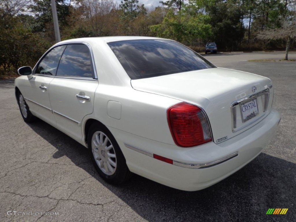 2005 XG350 L - Powder White Pearl / Beige photo #3