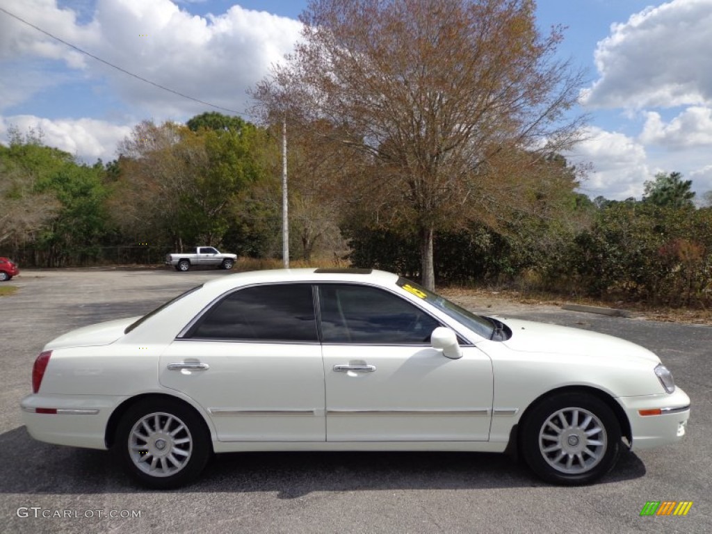 2005 XG350 L - Powder White Pearl / Beige photo #9