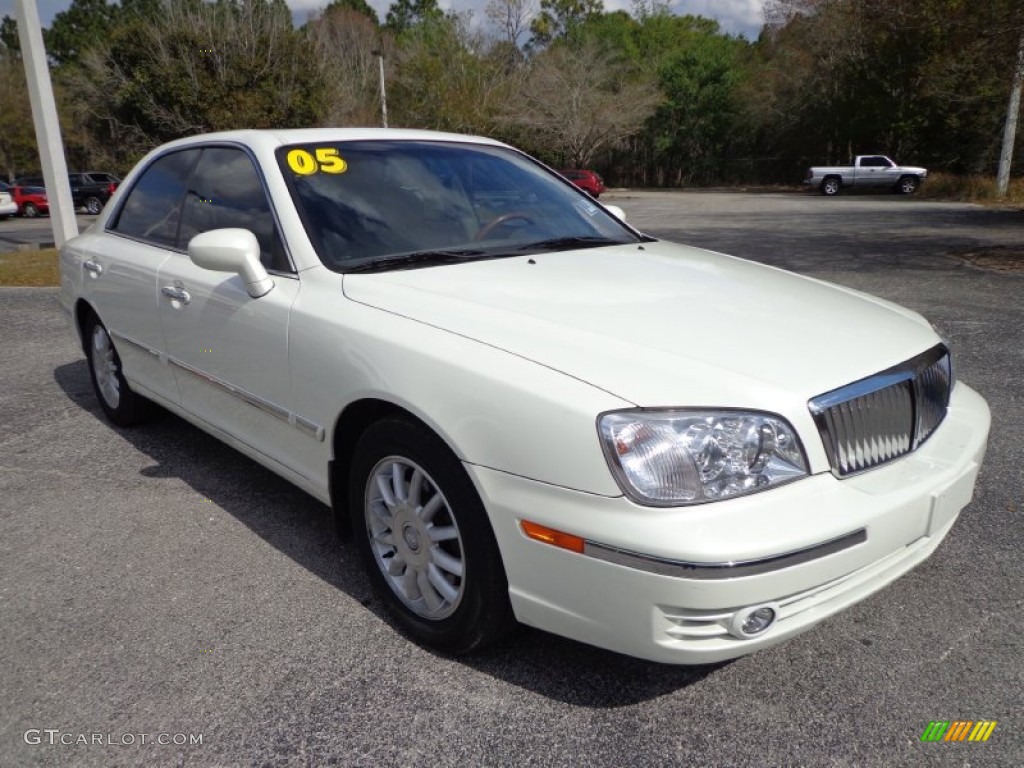2005 XG350 L - Powder White Pearl / Beige photo #10