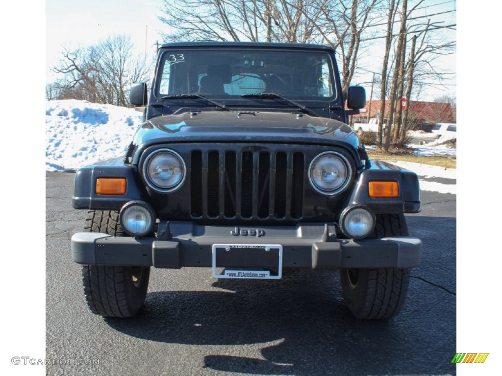 2004 Wrangler Sahara 4x4 - Black / Khaki photo #2