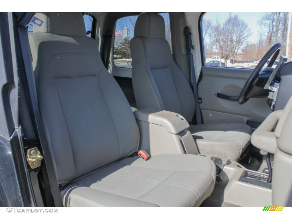 2004 Wrangler Sahara 4x4 - Black / Khaki photo #10