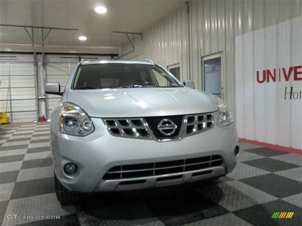 2011 Rogue SL - Silver Ice Metallic / Black photo #2