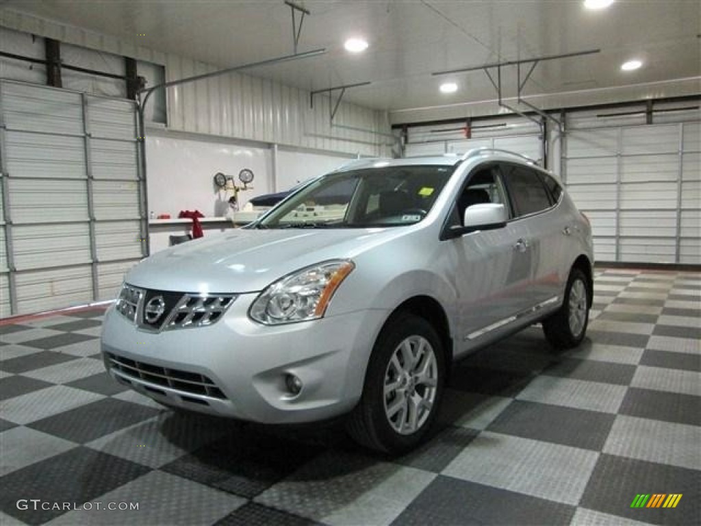2011 Rogue SL - Silver Ice Metallic / Black photo #3