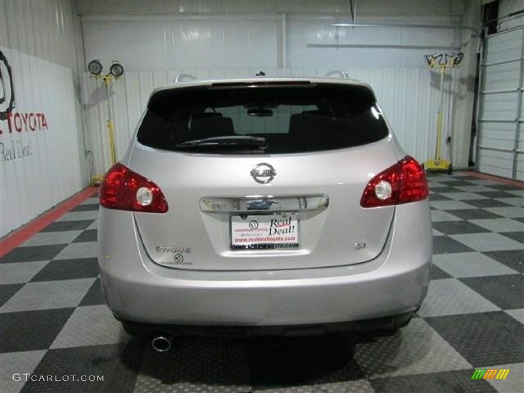 2011 Rogue SL - Silver Ice Metallic / Black photo #6