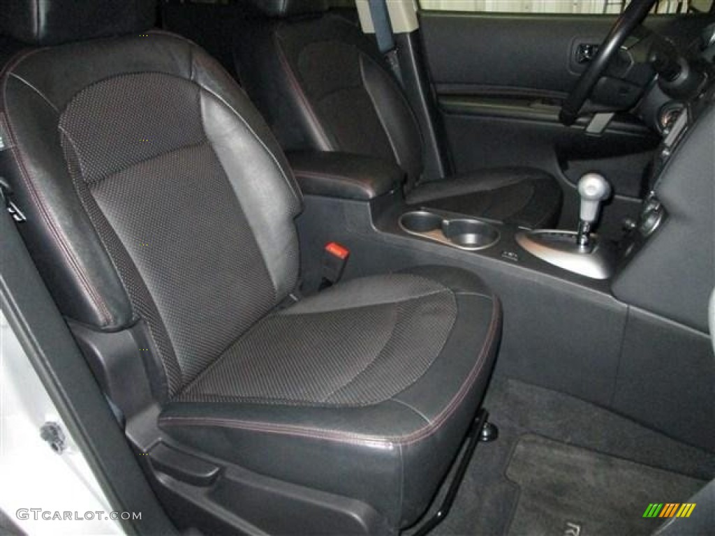 2011 Rogue SL - Silver Ice Metallic / Black photo #19