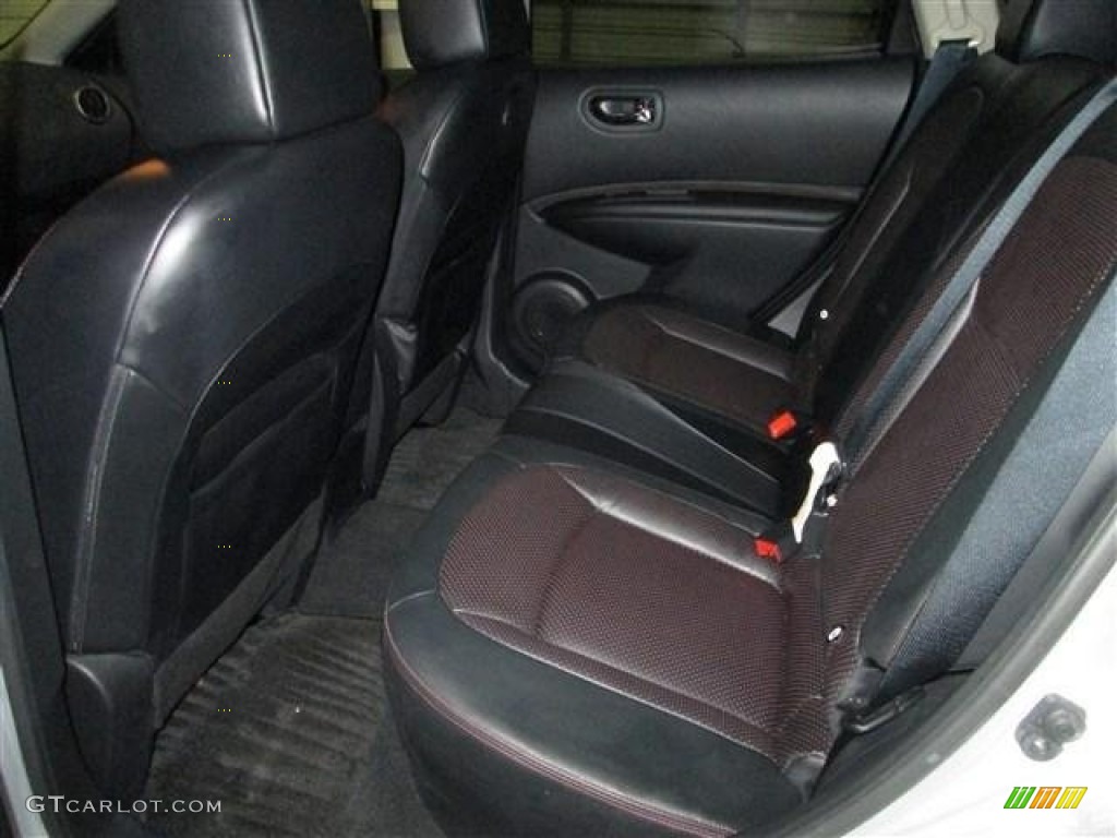 2011 Rogue SL - Silver Ice Metallic / Black photo #21